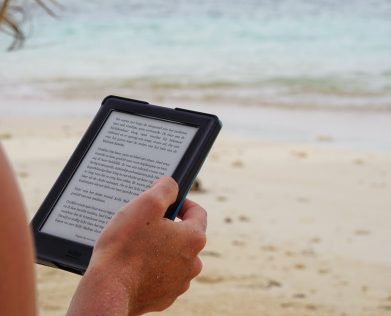 Un Nouveau Chapitre : Kindle ou Kobo, le Choix qui Transforme ma Lecture