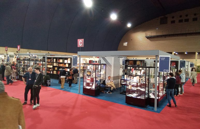 Une Journée Au Salon International Du Livre Rare de Paris